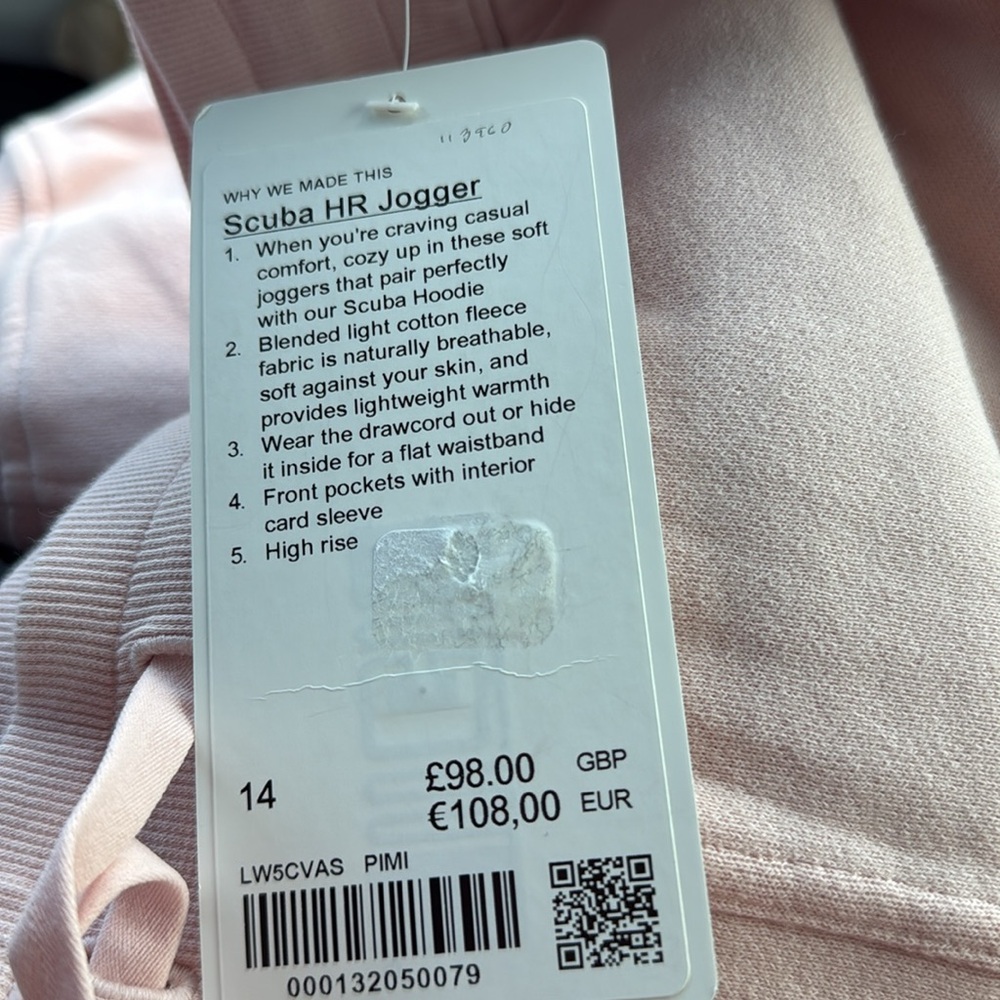 Lululemon Scuba High-Rise Jogger *Fleece 28"
Pink Mist size 14 NWT 💫 - Picture 3 of 8